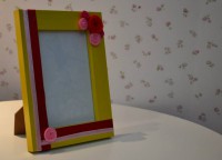 Moldura decorada em feltro.